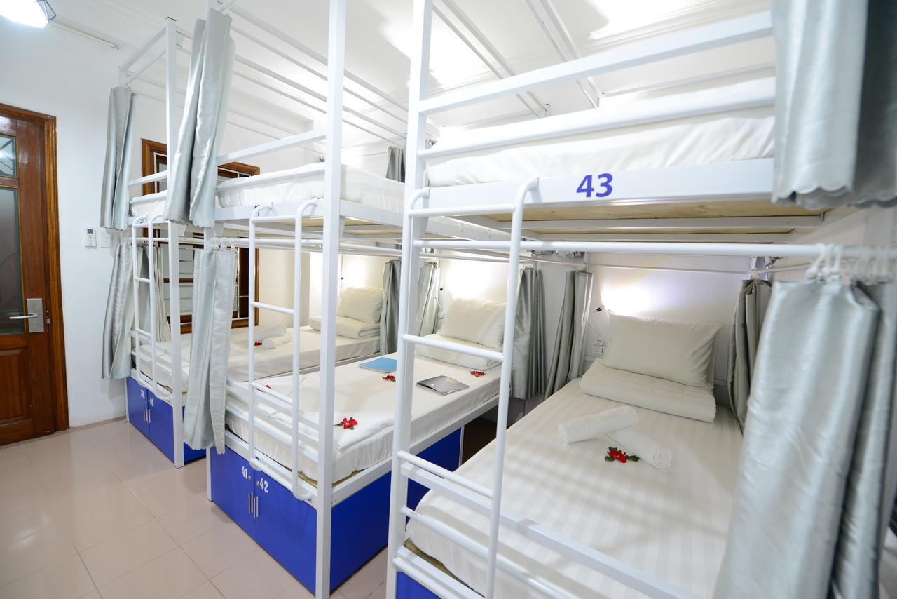Pillow Backpacker Hostel (Adults Only) 河内 外观 照片