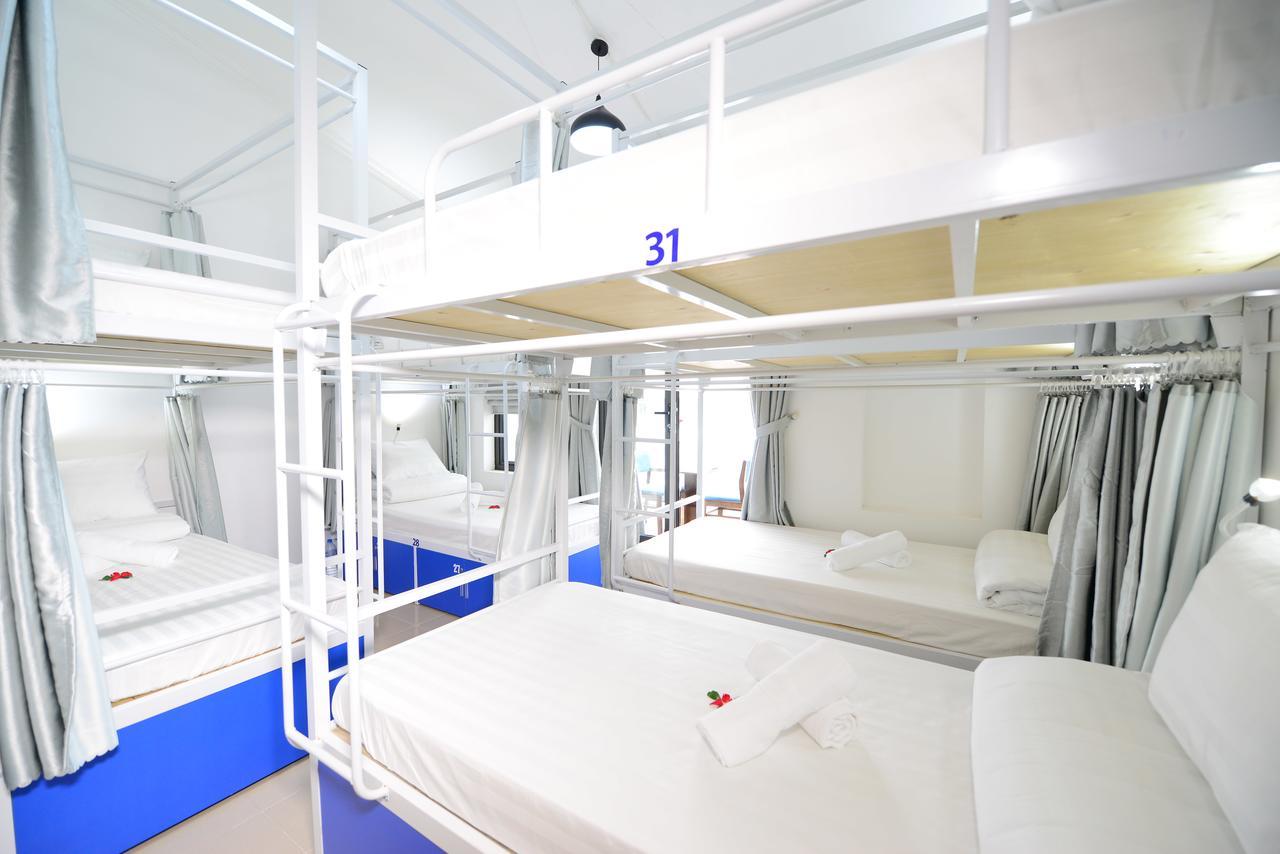 Pillow Backpacker Hostel (Adults Only) 河内 外观 照片